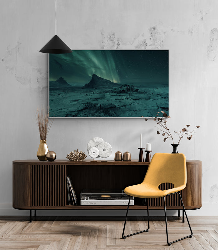 SURREAL - INUSUAL AURORA BOREALIS